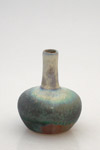 mini arabic bottle in porcelain, mini botellita de forma arabe en porcelana